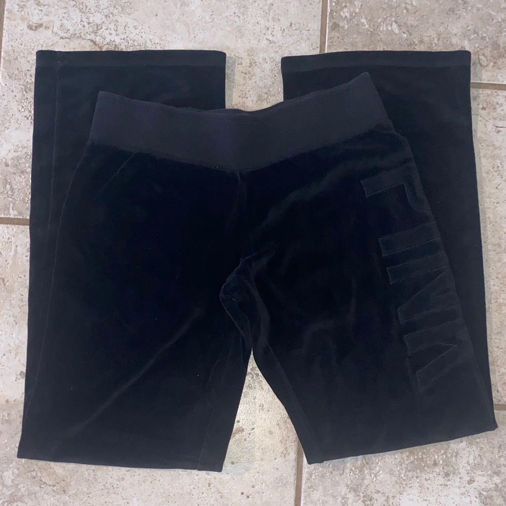Pink/Victoria Secret Black Velvet Leggings, NWOT. Small